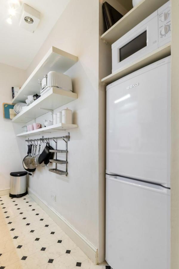 Elegant Earl'S Court 2 Bedroom Flat Just 4 Minutes From Tube Londres Extérieur photo